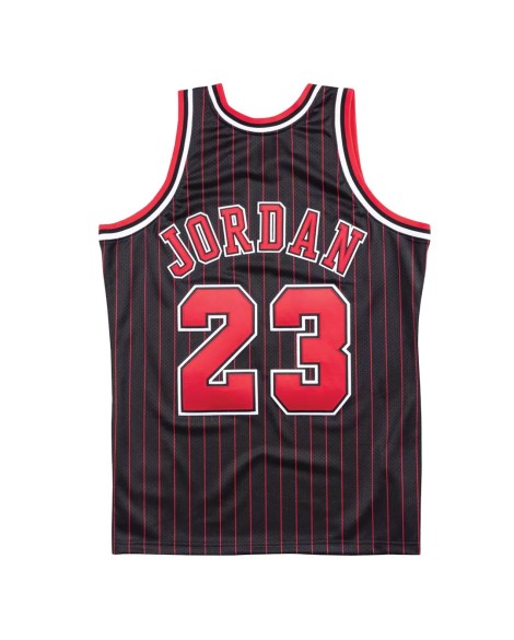 Retro Chicago Bulls Michael Jordan #23 Mitchell & Ness Black 1996/97 Swingman NBA Jersey